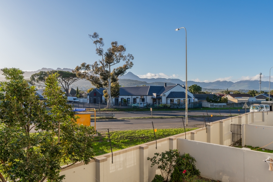 To Let 1 Bedroom Property for Rent in Van Der Stel Western Cape